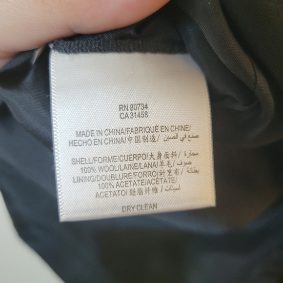 BCBG Women's black wool pleated corporate skirt size 10 - Picture 5 of 5